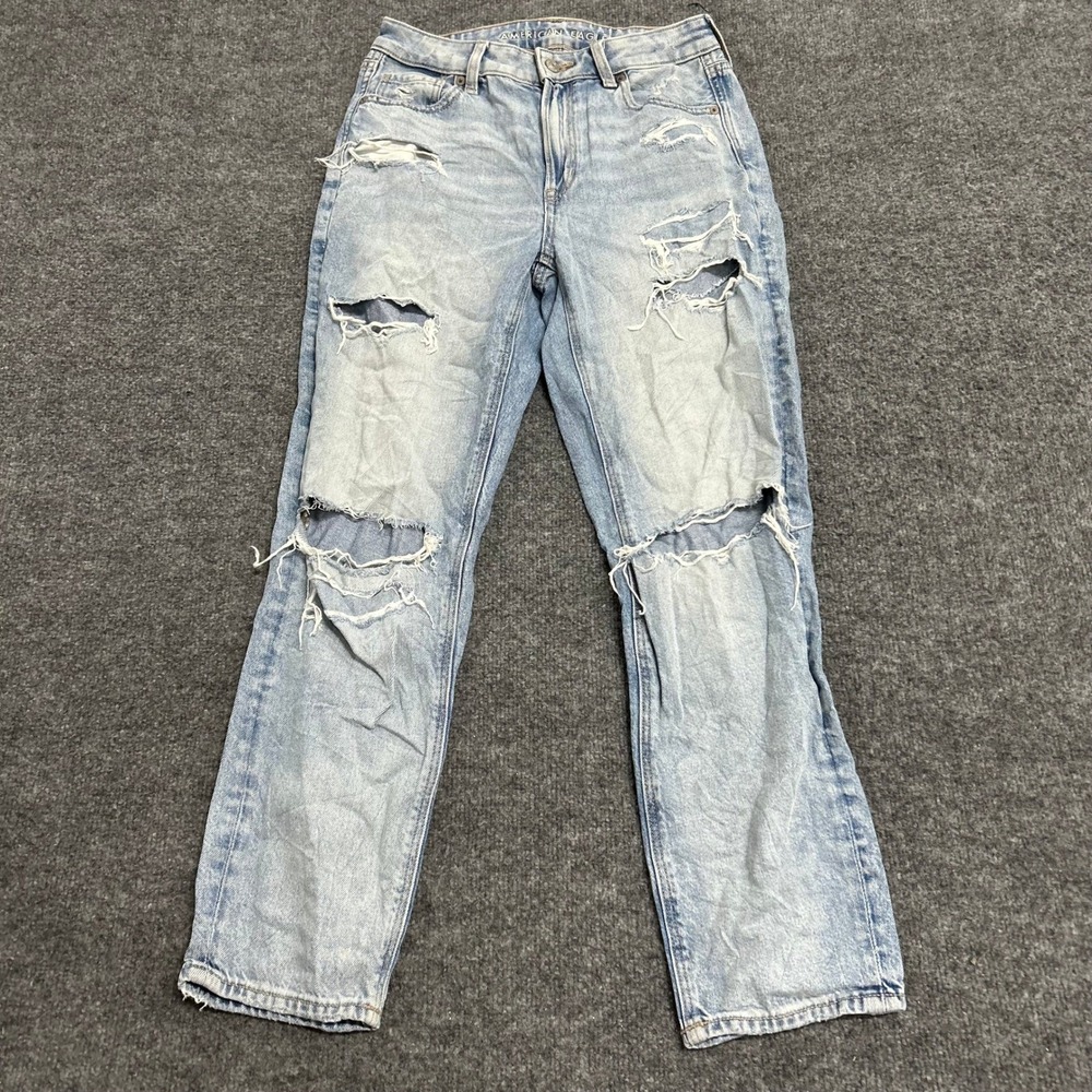 American Eagle Jeans Womens Size 2 Light Wash Viscose Distressed Relaxed Denim